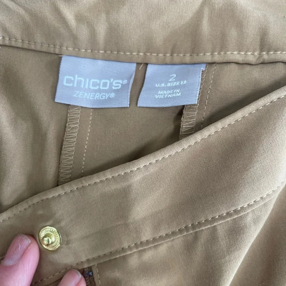 Chico's Women’s Zenergy Cropped brown tan Capri Stretch Pants Size 2 - Picture 9 of 9